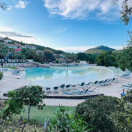 Apartament 5 Pers. Vue Les Restanques Grimaud